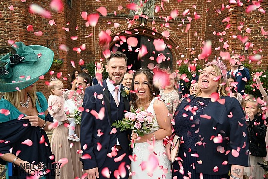 Hannah & Gregory at Leez Priory